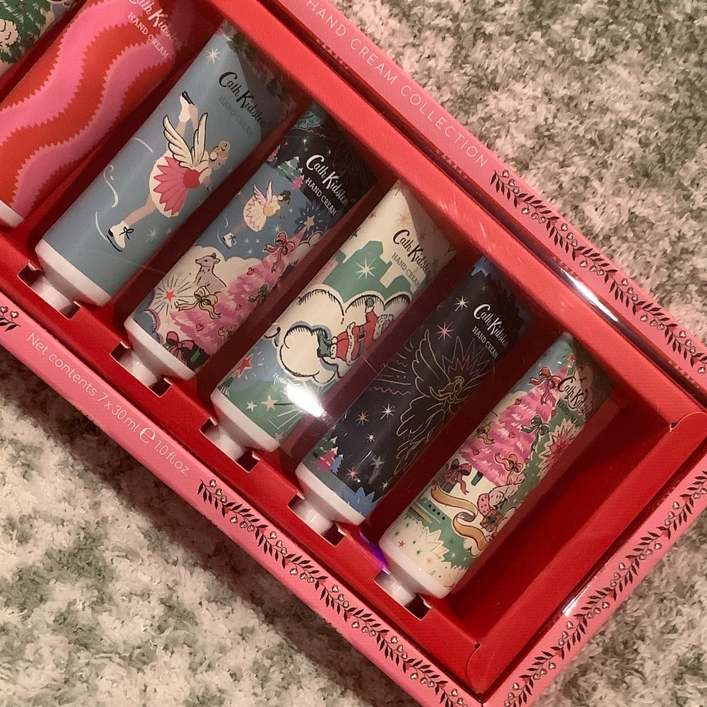 Cath Kidston Festive Holiday Scented Hand Cream Set of 7x 1.0oz NWT - Picture 15 of 16